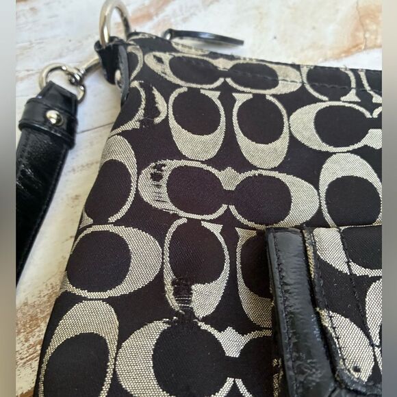 COACH Penelope signature sateen shoulder bag Y2K jacquard canvas 